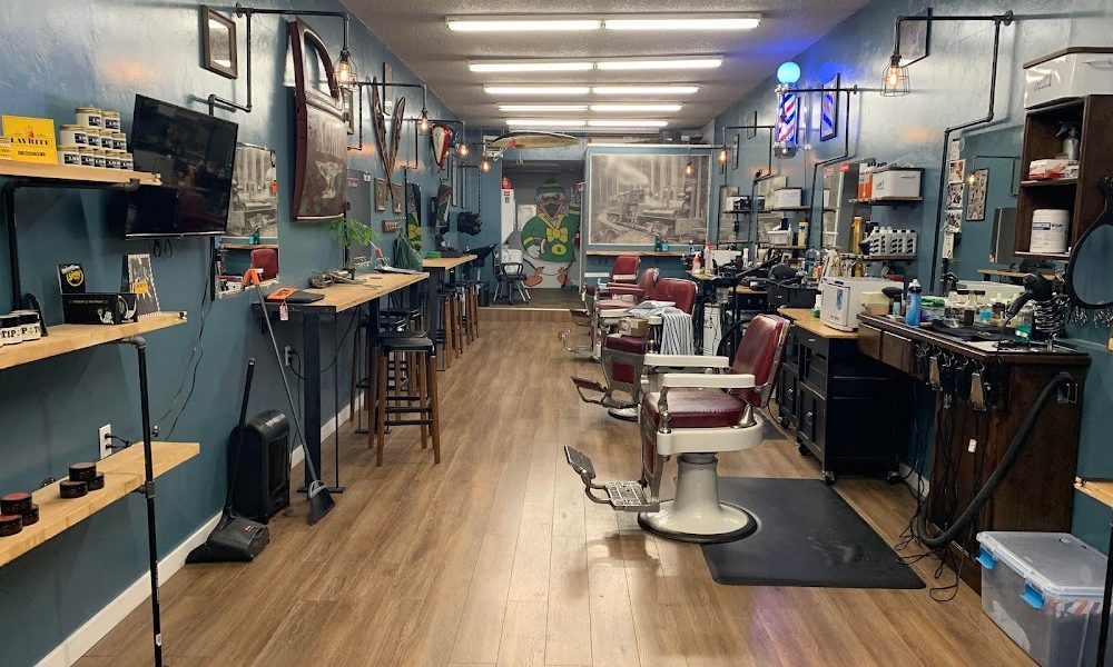 Dudley’s Kampus Barber Shop