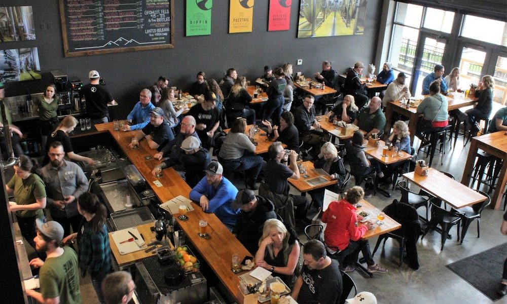 Sunriver Brewing Co. – Oakway Pub
